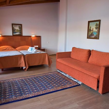 Oscar Hotel Amfilochía Eksteriør billede