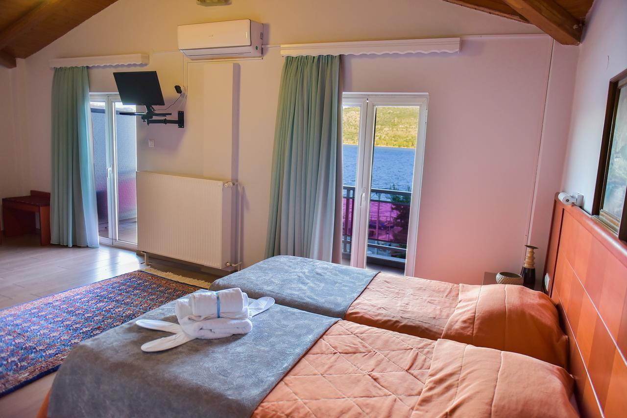Oscar Hotel Amfilochía Eksteriør billede